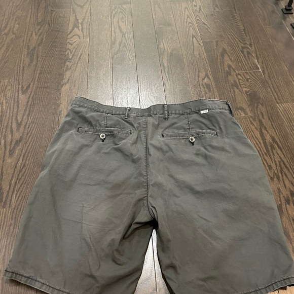 Levi's Gray Flat Front Chino Shorts - Picture 7 of 9